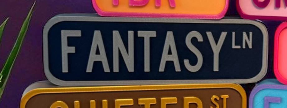 Street sign shelf sitter