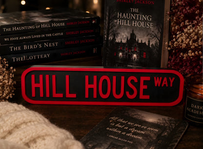 Hill House Shelf Sitter – Gothic Bookshelf Decor | Haunted House Sign | 3D Printed Literary Horror Gift